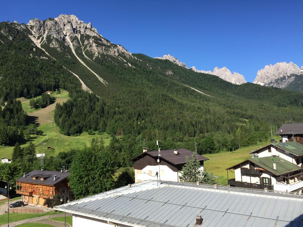 Hotel Posta Forni di Sopra Kültér fotó